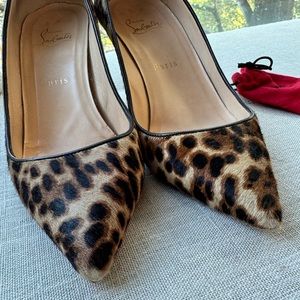 Christian Louboutin Pigalle 70 pony leopard pointed toe pumps in sz 38.5